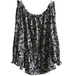 Women’s dressy floral top